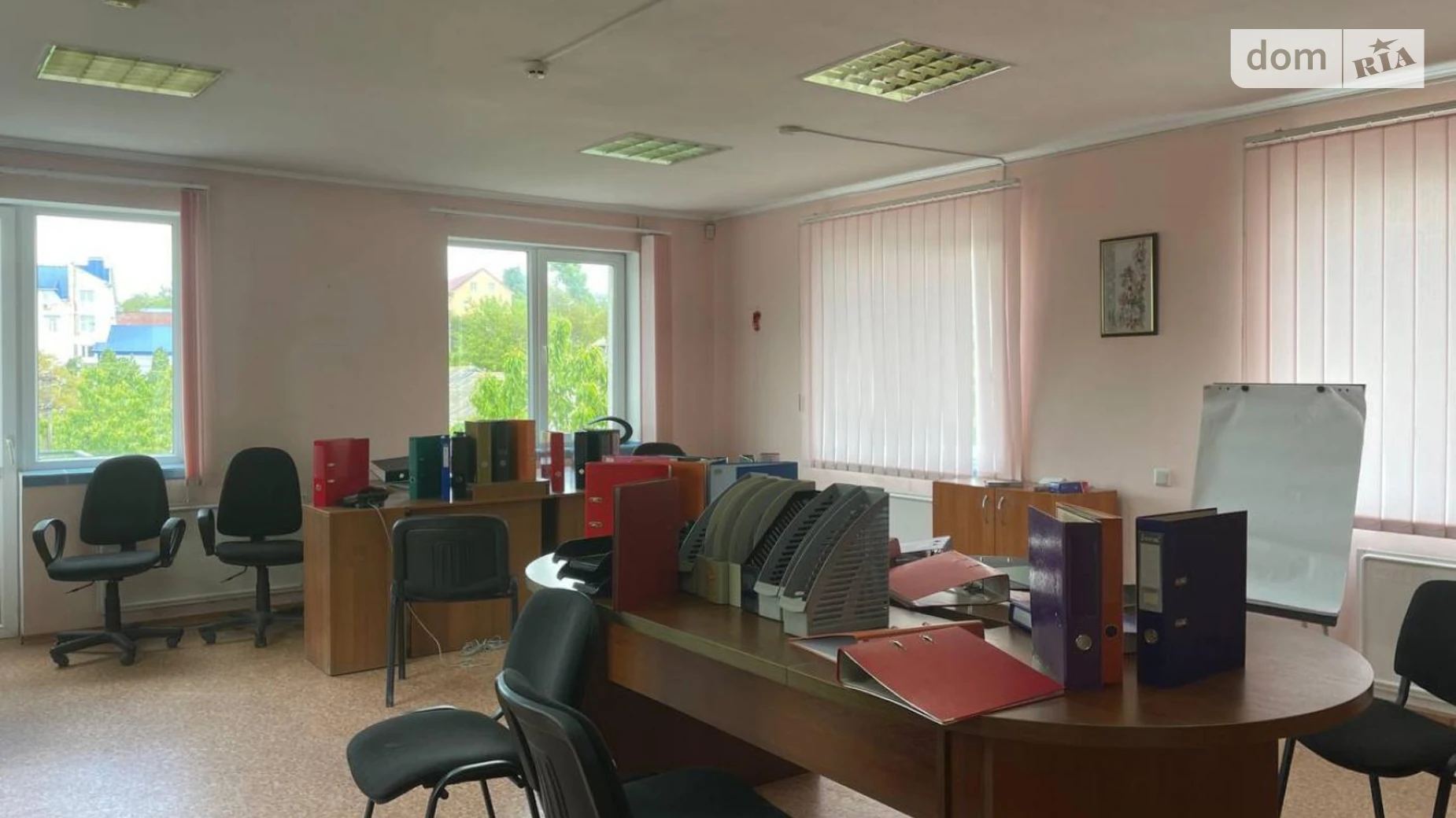 Сдается в аренду офис 77.5 кв. м в бизнес-центре, цена: 9300 грн - фото 2