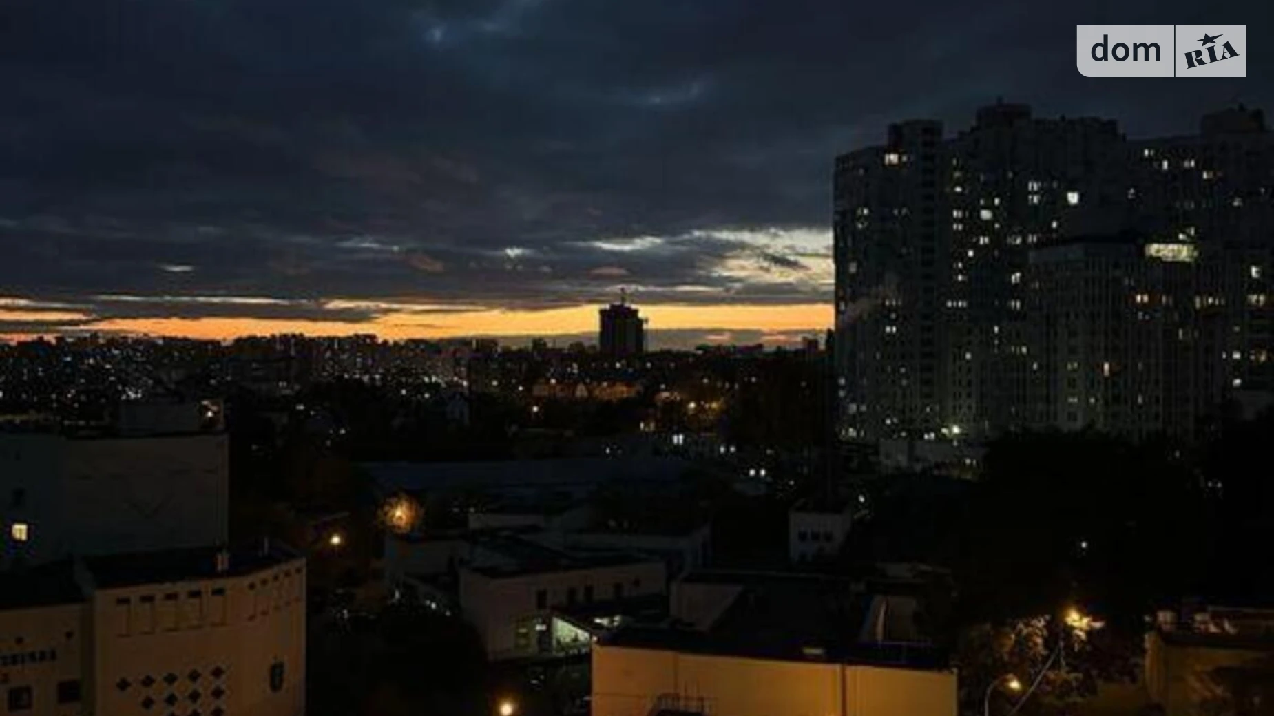 Продається 3-кімнатна квартира 165 кв. м у Києві, вул. Андрія Верхогляда(Драгомирова), 2А - фото 2