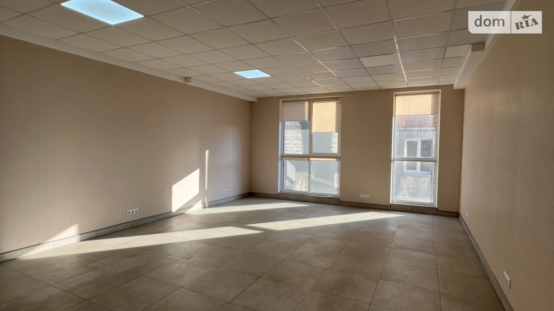 Сдается в аренду офис 44 кв. м в бизнес-центре, цена: 11000 грн - фото 5