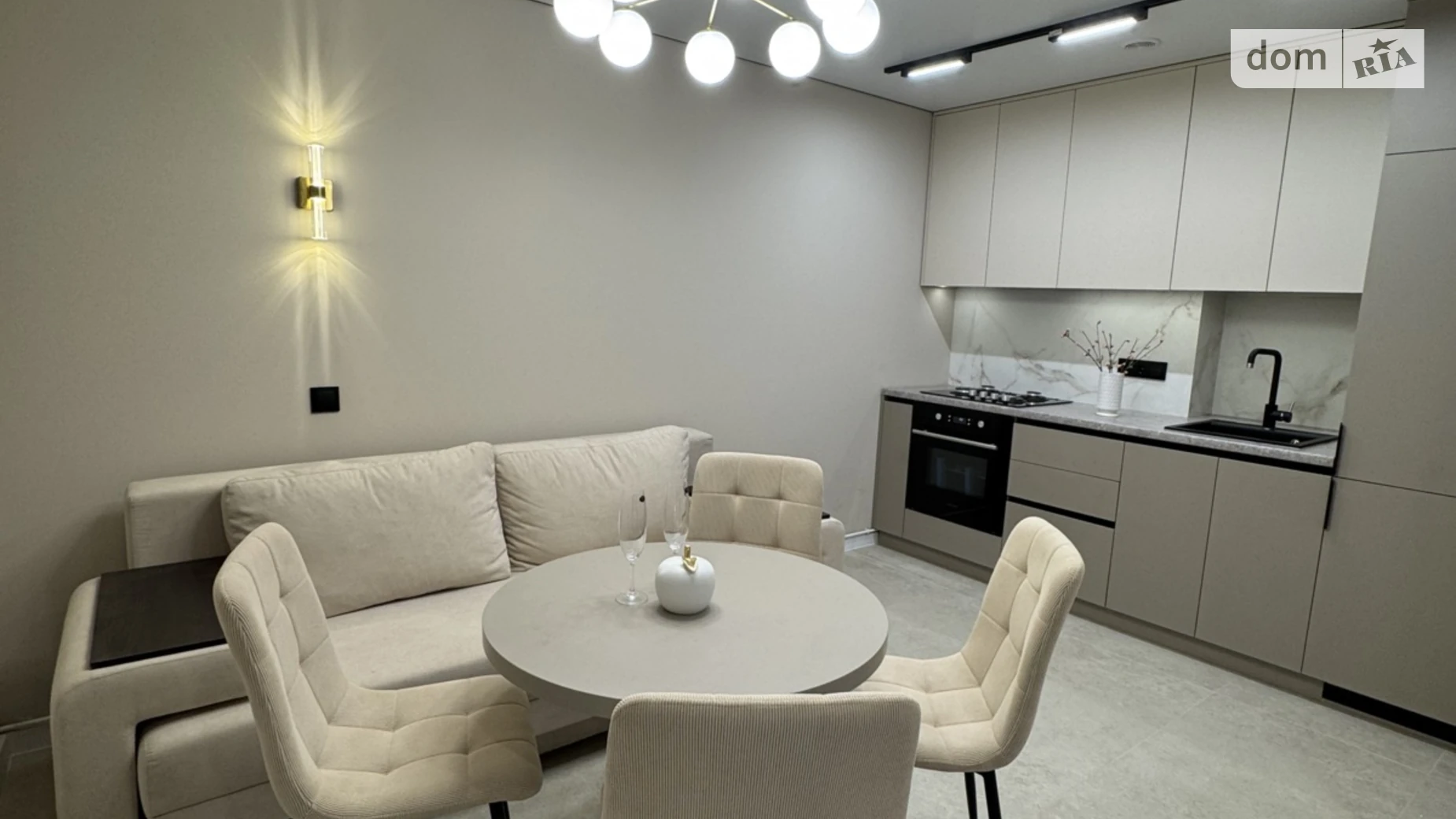 2-комнатная квартира 56 кв. м в Тернополе, цена: 77000 $ - фото 2