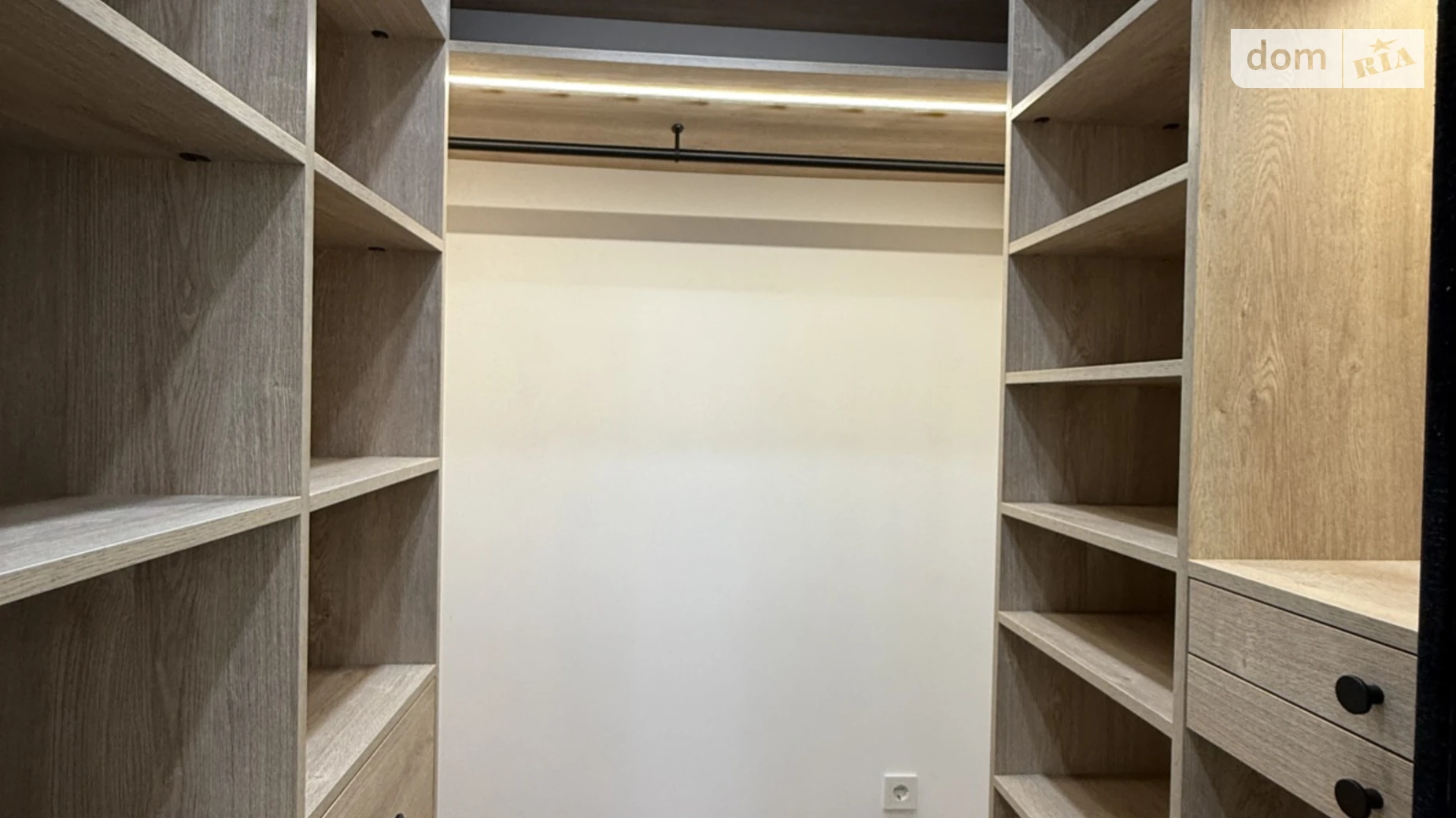 Продается 2-комнатная квартира 67 кв. м в Софиевской Борщаговке, ул. Счастливая, 63 - фото 4