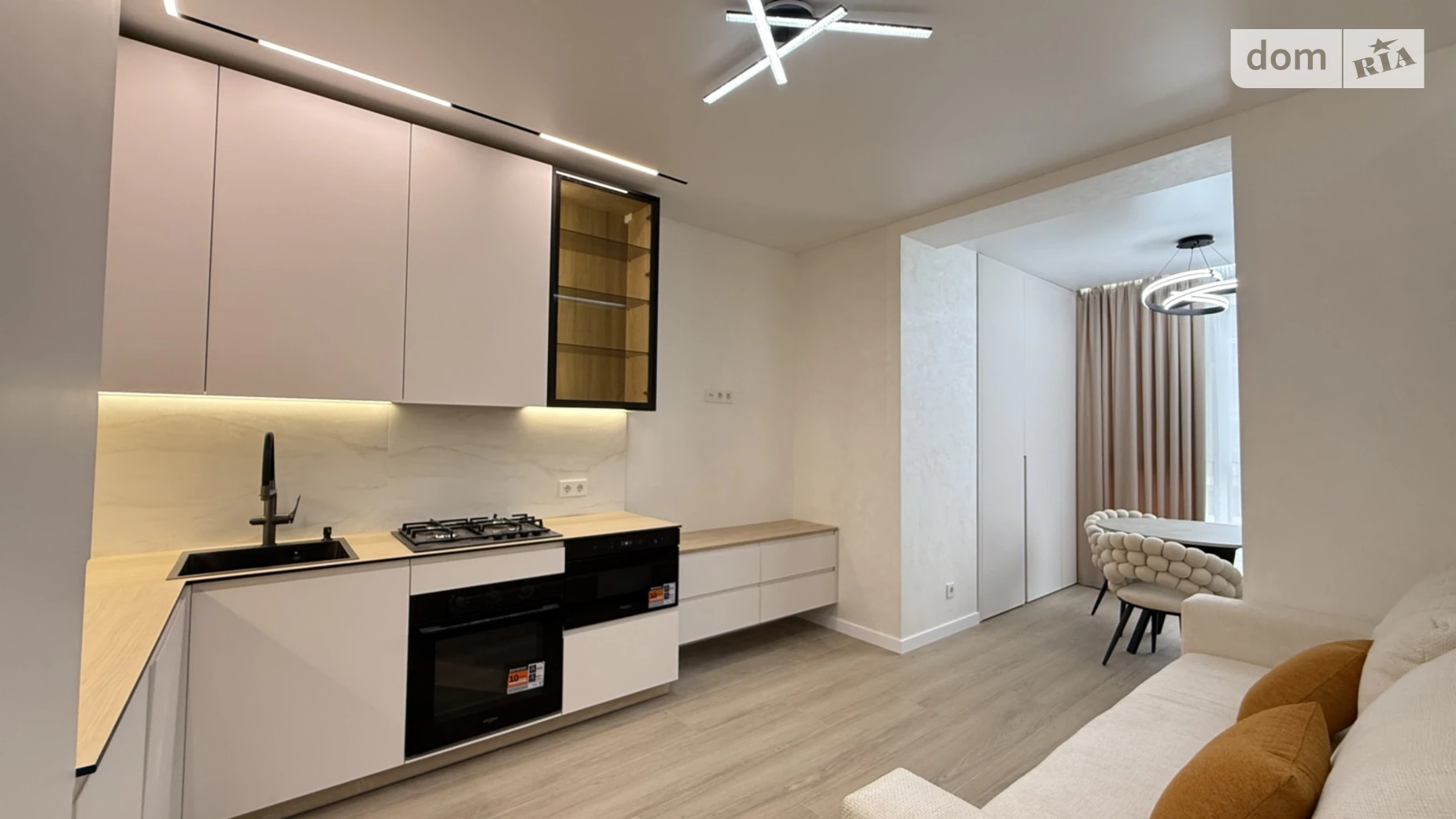 Продается 2-комнатная квартира 67 кв. м в Софиевской Борщаговке, ул. Счастливая, 63 - фото 3