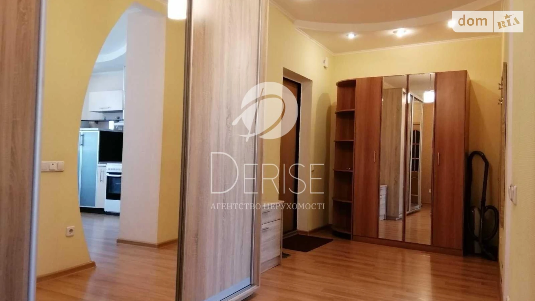 Продается 1-комнатная квартира 57 кв. м в Киеве, ул. Урловская, 11А - фото 2