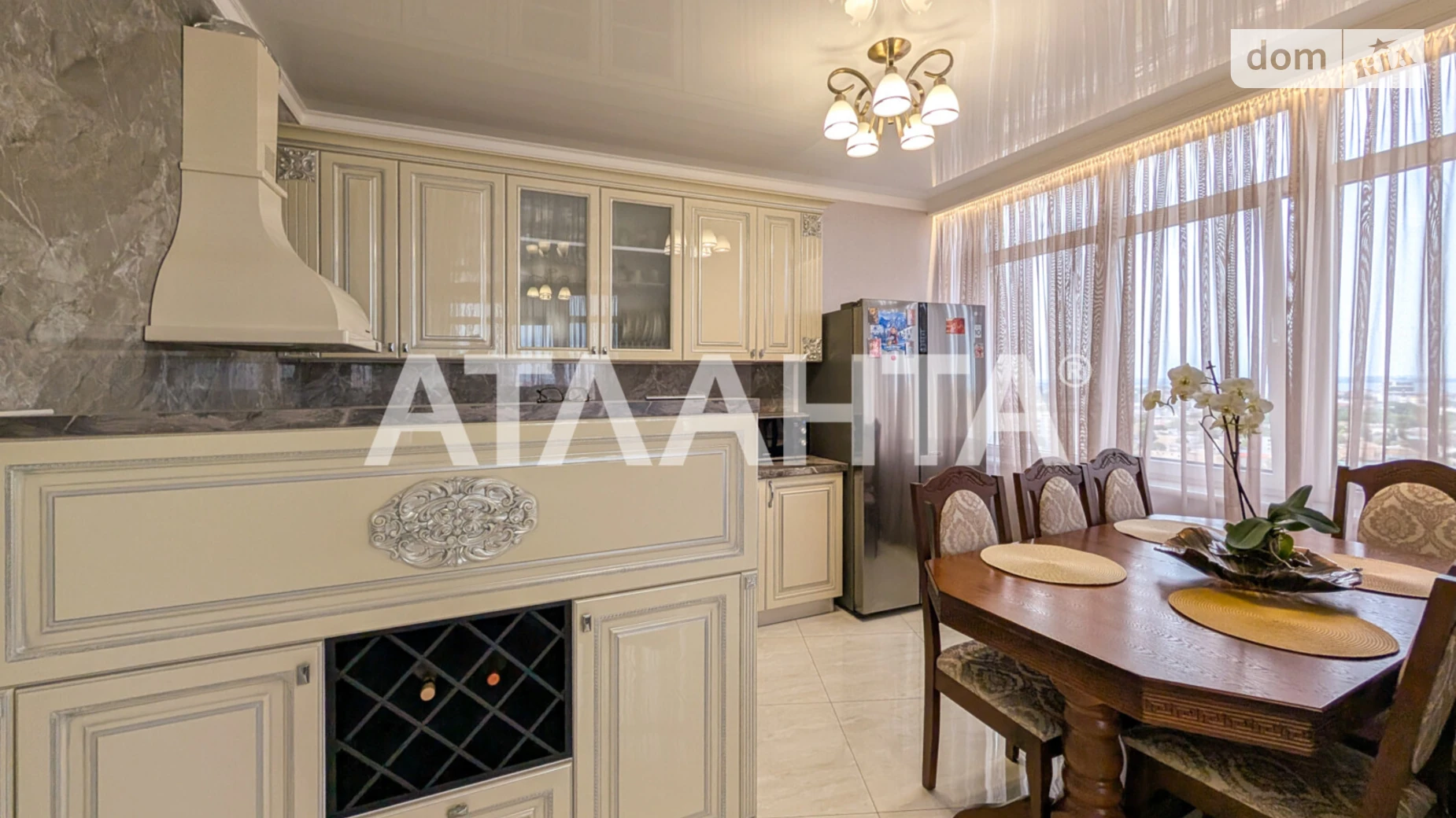 Продается 3-комнатная квартира 71.84 кв. м в Одессе, ул. Бассейная, 6А - фото 2