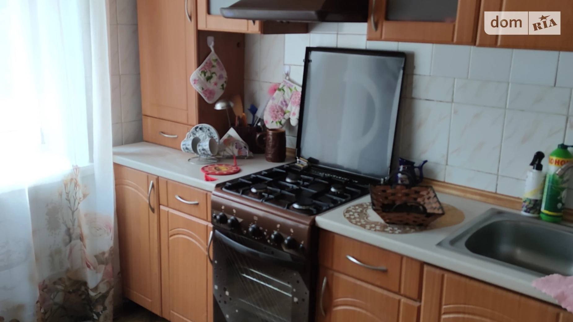 Продается 3-комнатная квартира 65 кв. м в Чернигове, ул. Пятницкая, 32 - фото 2