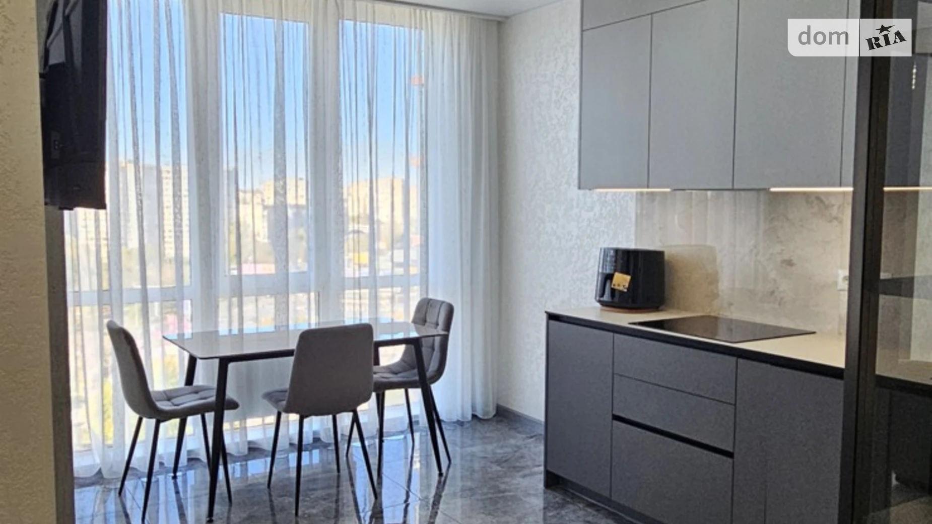 Продается 2-комнатная квартира 63 кв. м в Крыжановка, ул. Николаевская, 3/13 - фото 2