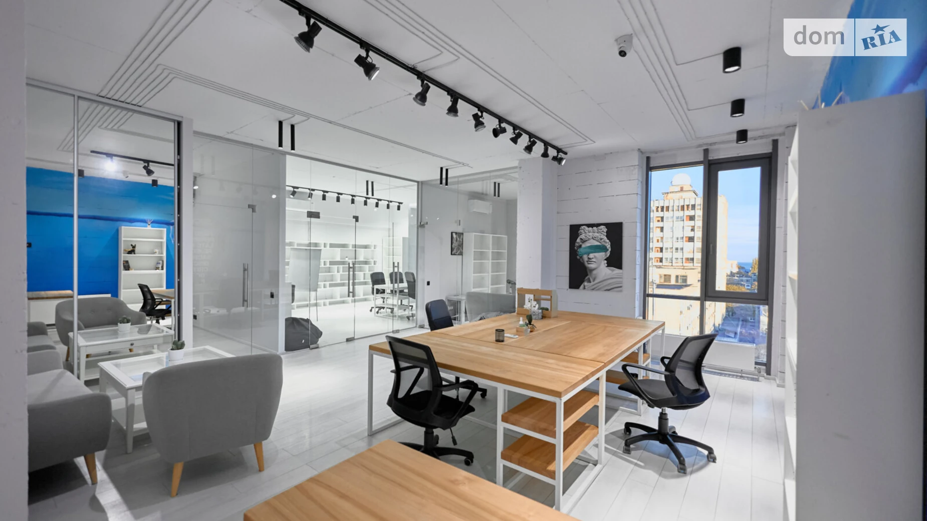 Сдается в аренду офис 100 кв. м в бизнес-центре, цена: 1100 $ - фото 4