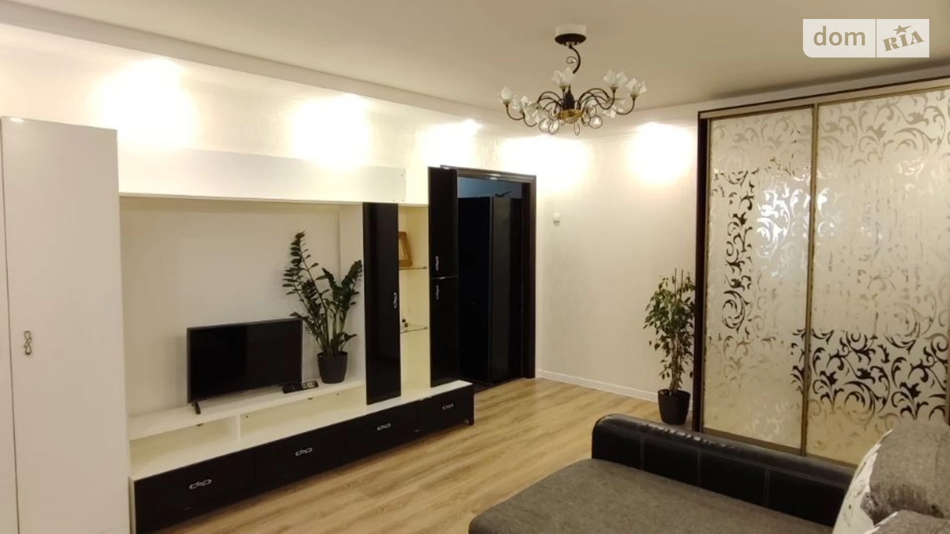 Продается 1-комнатная квартира 35 кв. м в Хмельницком, ул. Победы - фото 2