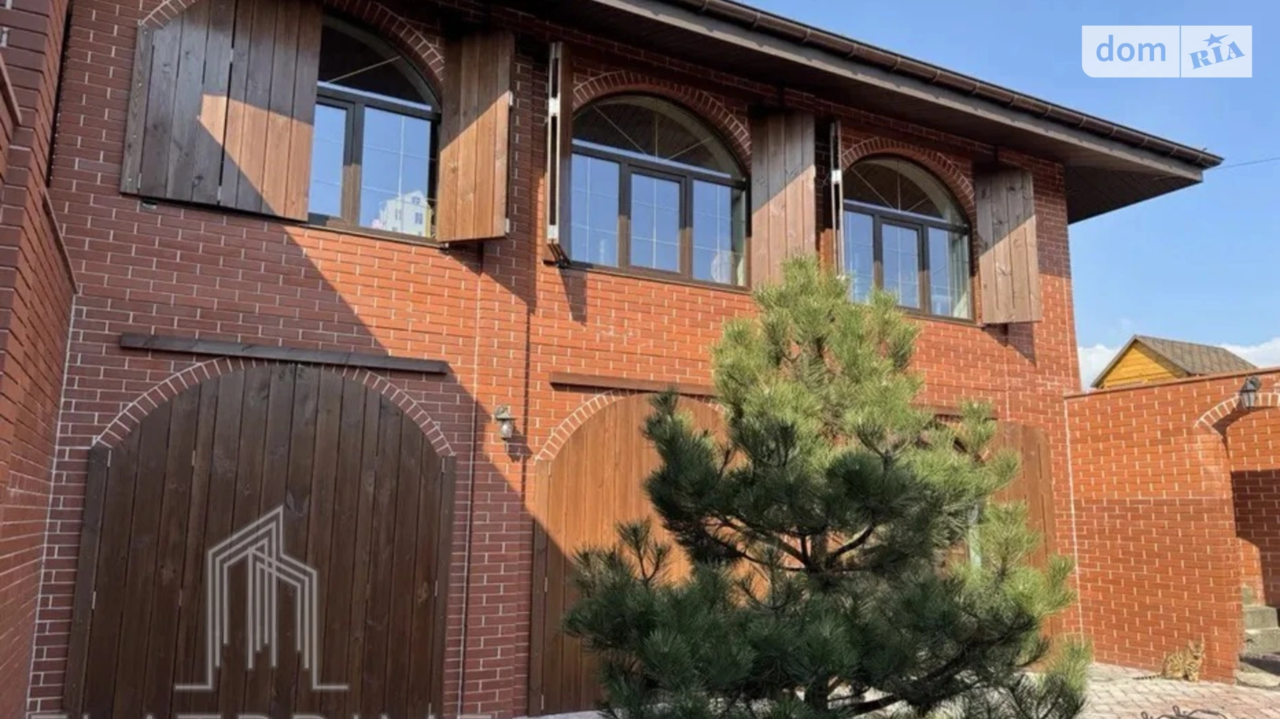 Продается дом на 2 этажа 170 кв. м с гаражом, цена: 160000 $ - фото 3