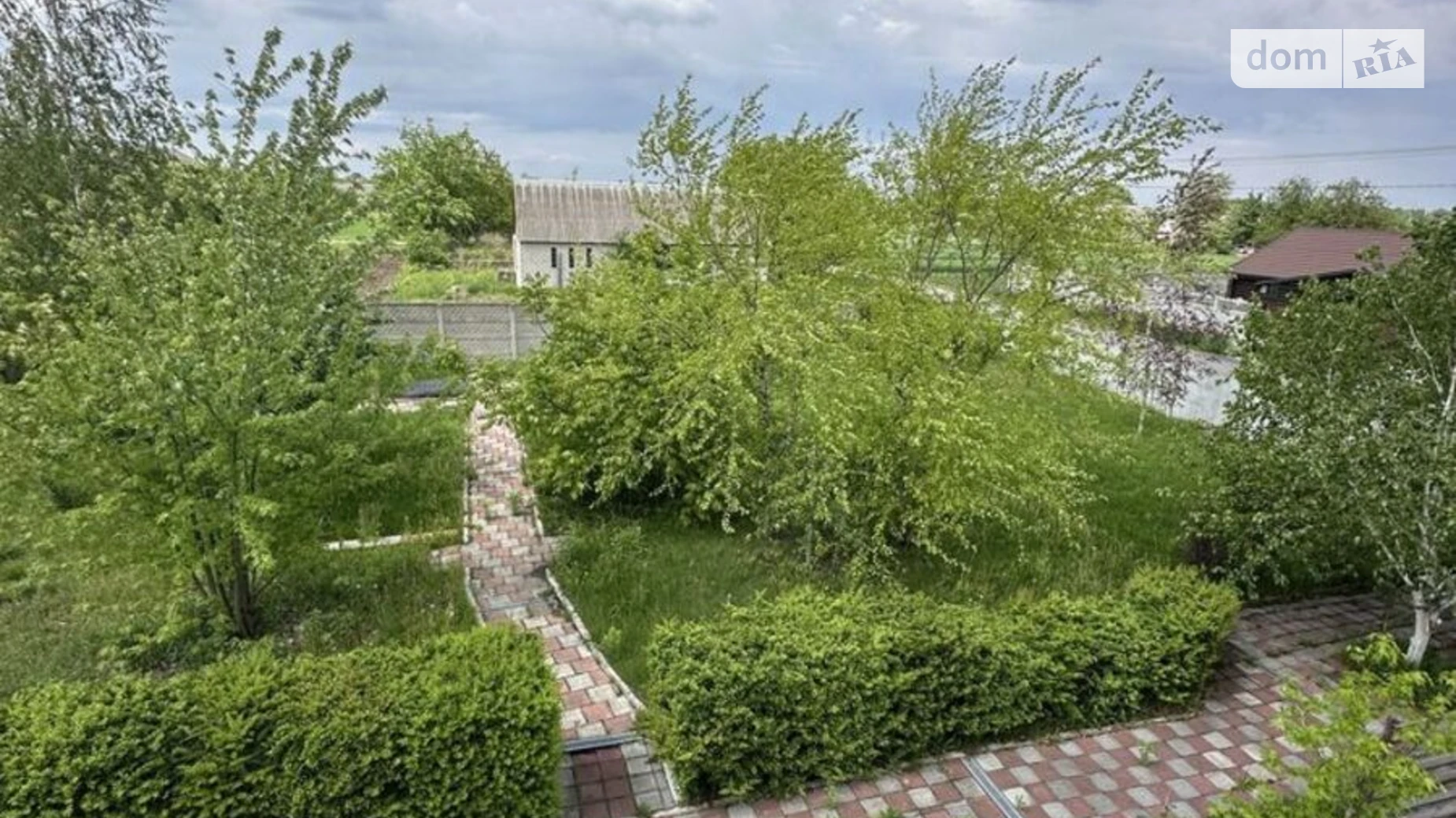 Продается дом на 2 этажа 250 кв. м с участком, цена: 150000 $ - фото 3