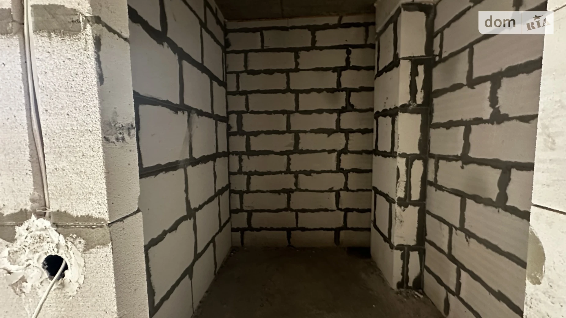 Продается 1-комнатная квартира 40 кв. м в Черновцах, ул. Русская, 237 - фото 3