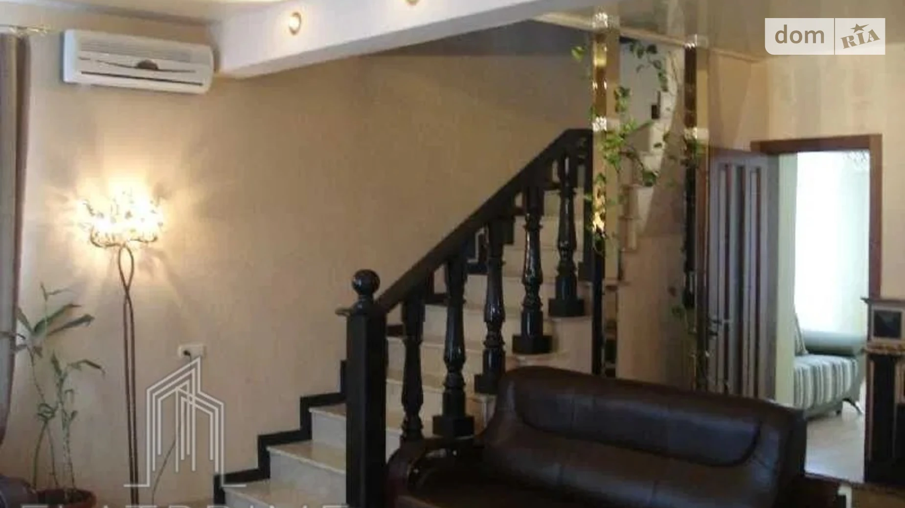 Продается дом на 2 этажа 270 кв. м с террасой, цена: 260000 $ - фото 4