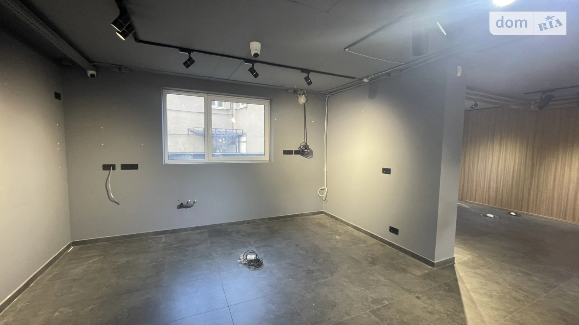 Продается помещения свободного назначения 73.7 кв. м в 7-этажном здании, цена: 130000 $ - фото 4