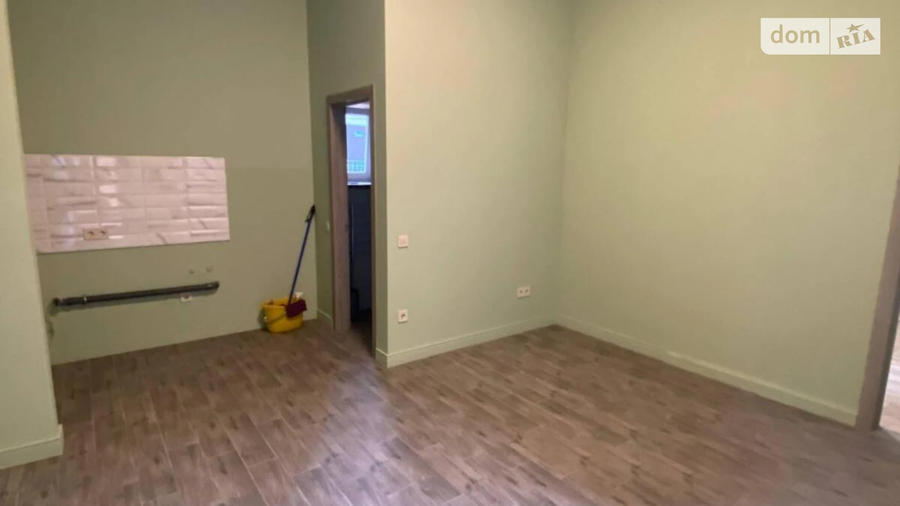 Сдается в аренду офис 36 кв. м в бизнес-центре, цена: 400 $ - фото 2