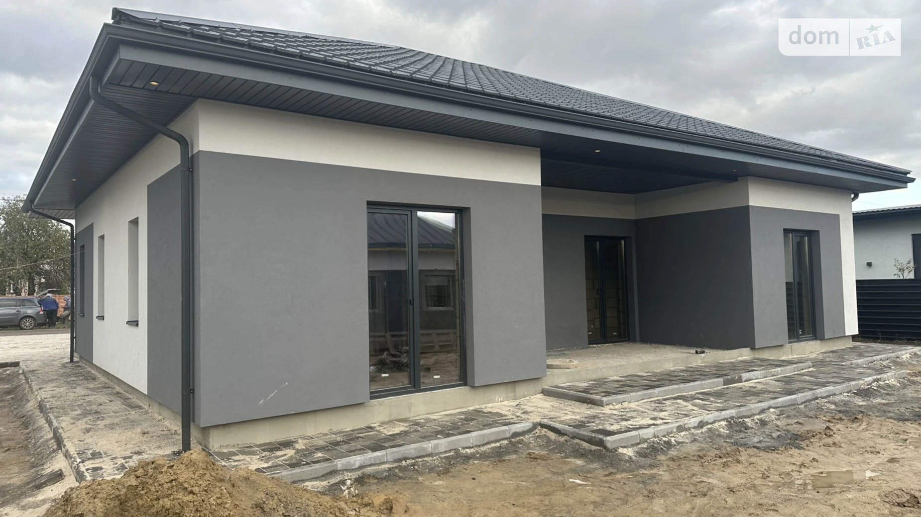 Продается одноэтажный дом 107 кв. м с бассейном, цена: 110000 $ - фото 2