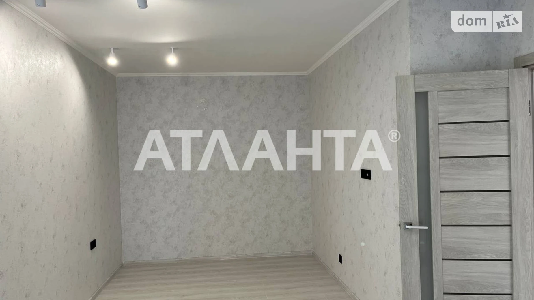 Продается 1-комнатная квартира 46 кв. м в Крыжановка, ул. Марсельская, 33В - фото 2