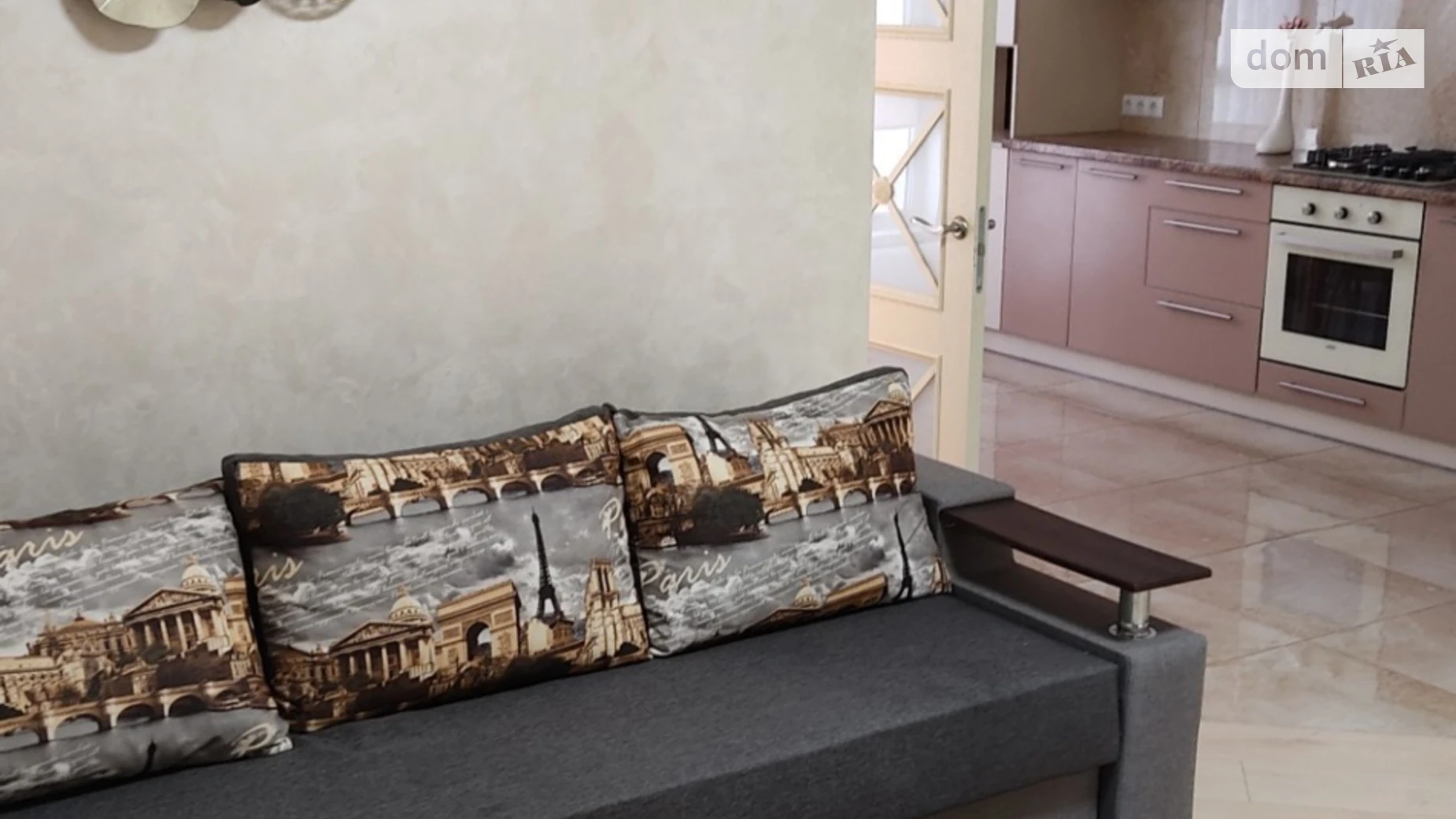 1-комнатная квартира 46 кв. м в Тернополе, ул. Белогорская, 18Г - фото 3