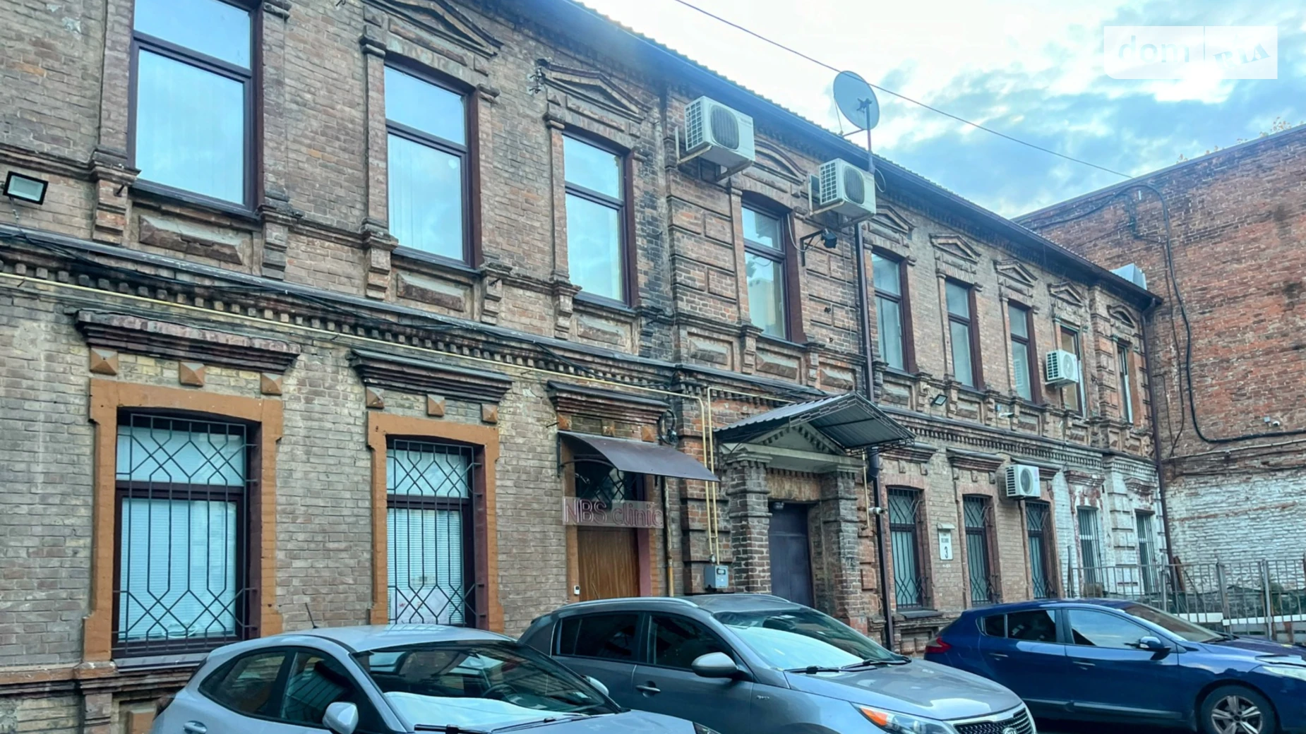 Продается 3-комнатная квартира 102.4 кв. м в Днепре, ул. Владимира Великого князя - фото 2