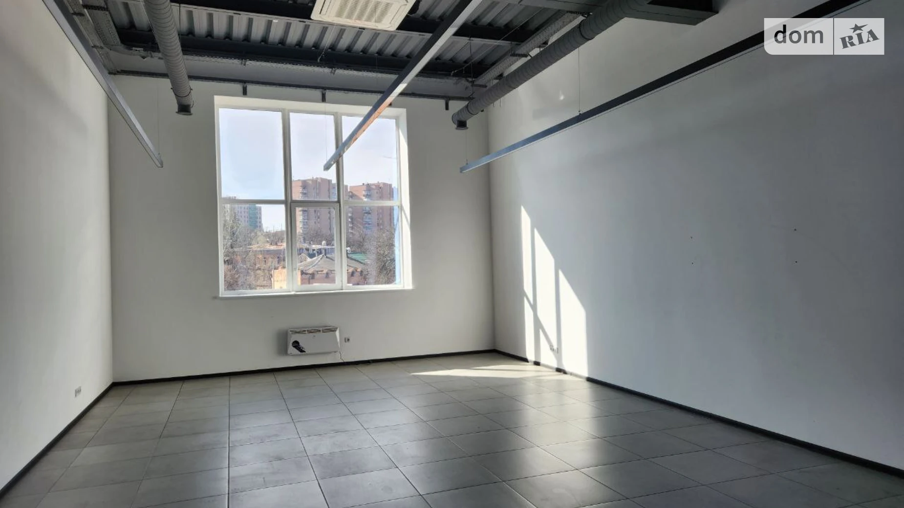 Сдается в аренду офис 1581 кв. м в бизнес-центре, цена: 12648 $ - фото 4