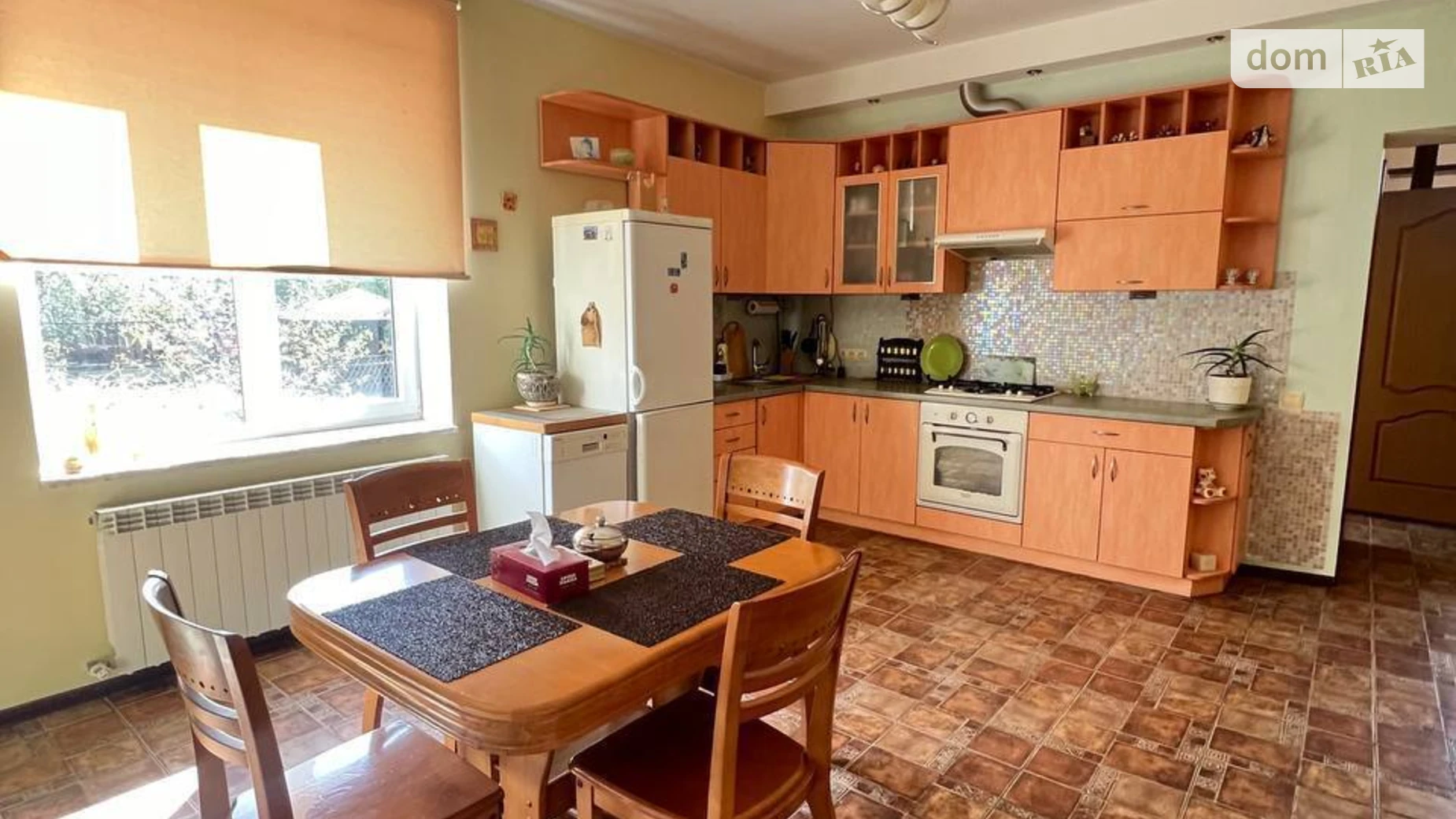 Продается дом на 2 этажа 222 кв. м с террасой, цена: 165000 $ - фото 4