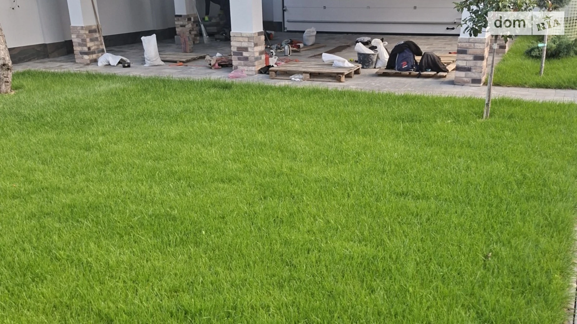 Продается дом на 2 этажа 160 кв. м с камином, цена: 370000 $ - фото 2