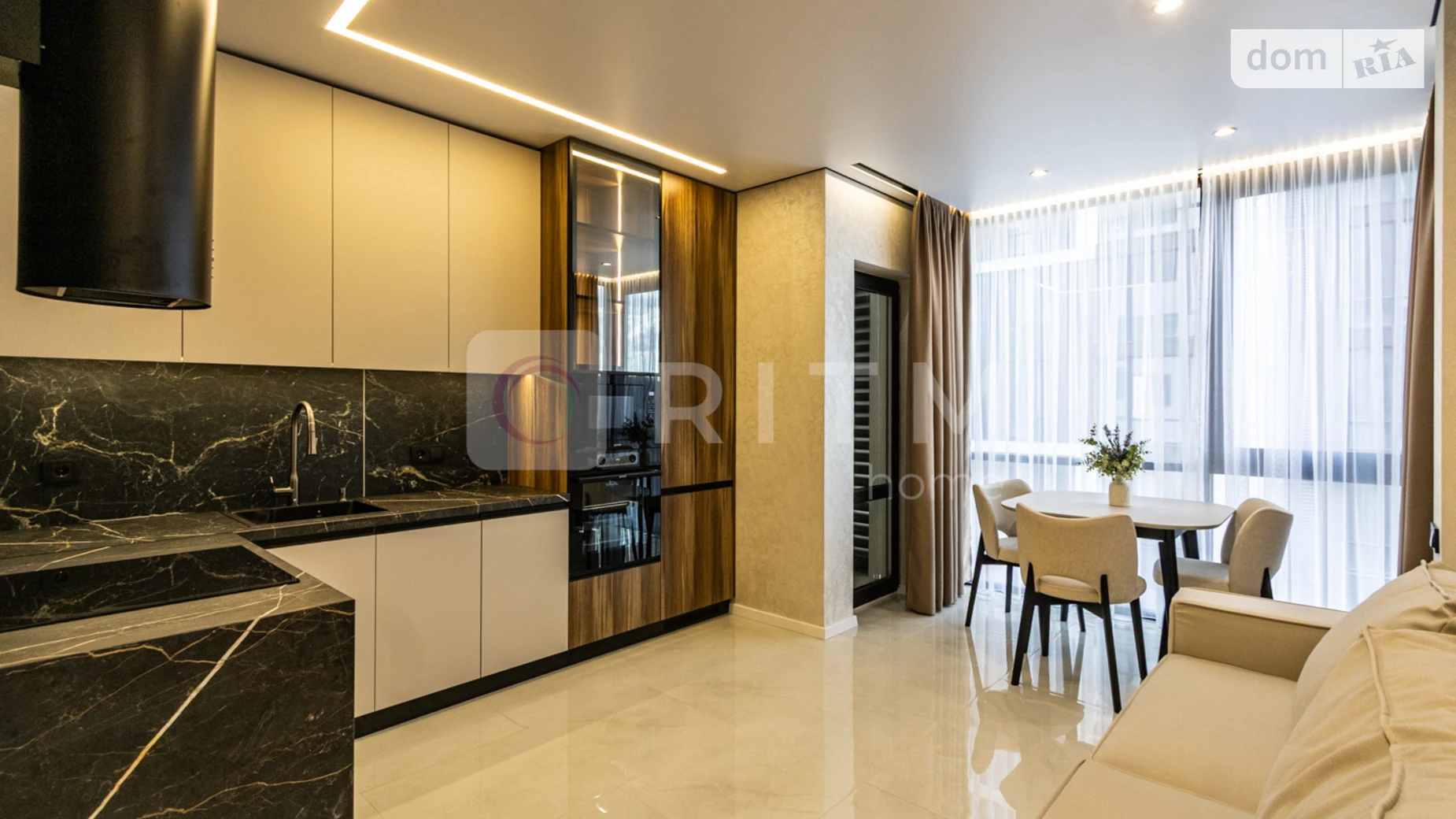 Продается 1-комнатная квартира 46 кв. м в Ивано-Франковске, ул. Ленкавского, 7 - фото 2