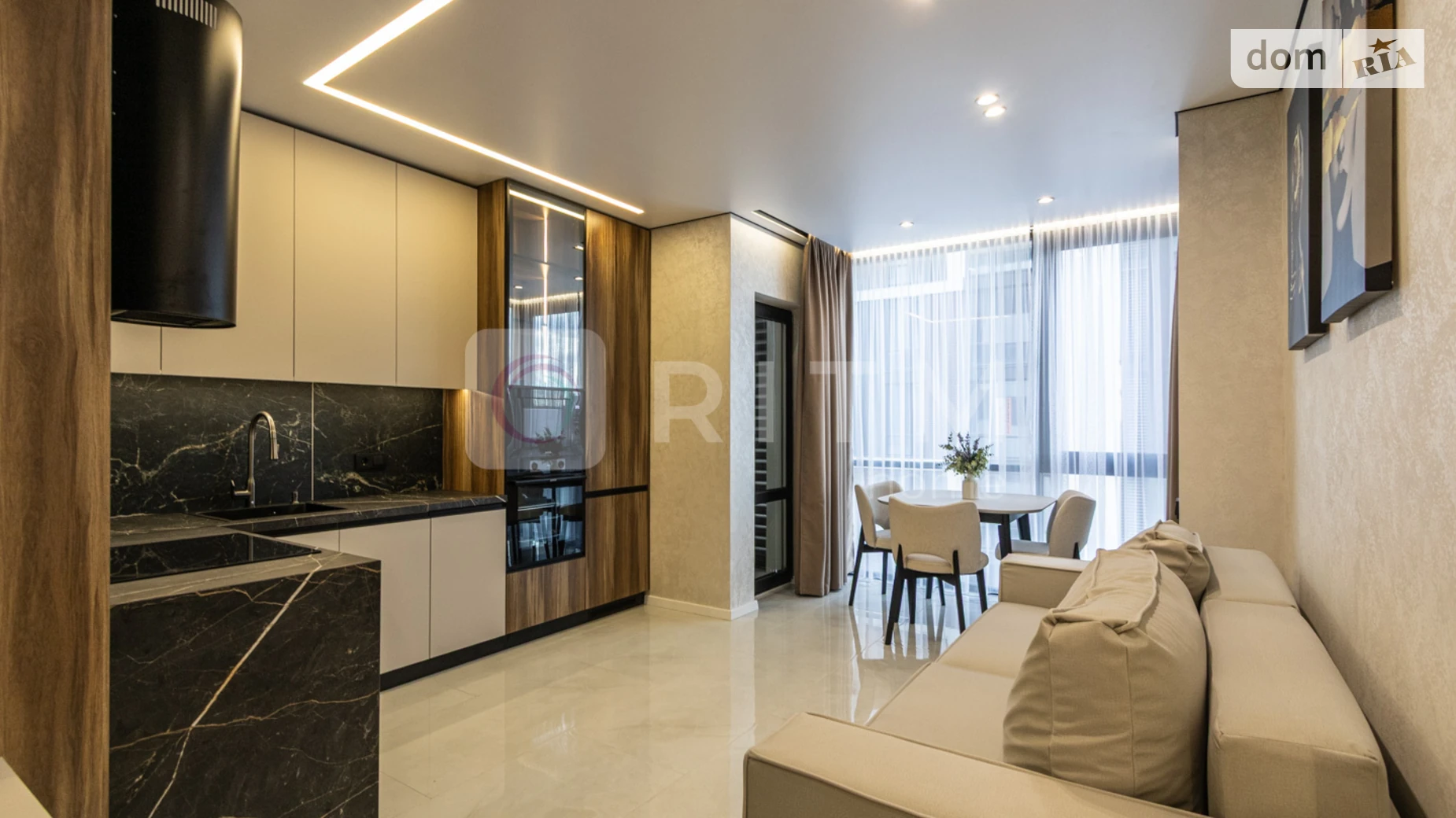 Продается 1-комнатная квартира 46 кв. м в Ивано-Франковске, ул. Ленкавского, 7 - фото 3