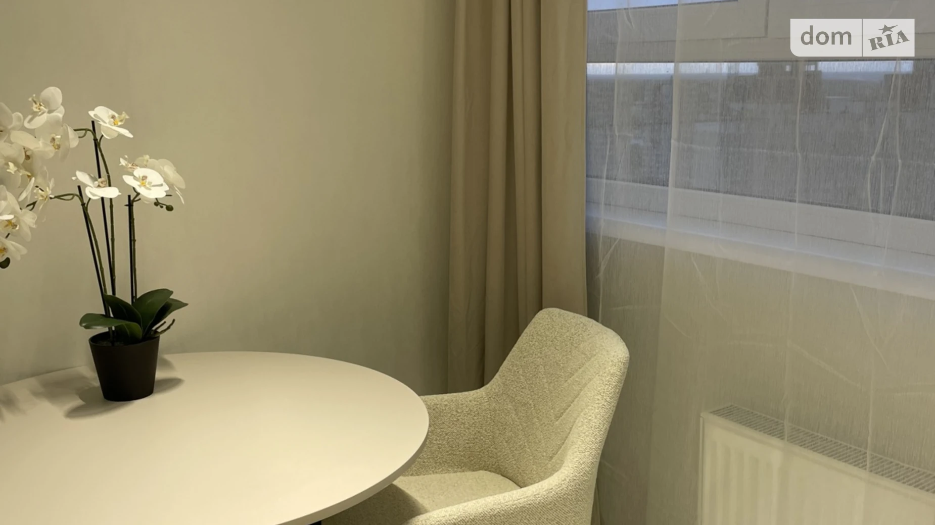 Продается 1-комнатная квартира 36 кв. м в Броварах, ул. Симоненко, 107 - фото 3