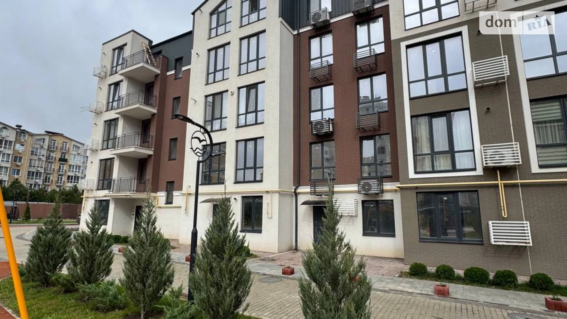 Продается 2-комнатная квартира 49.9 кв. м в Крыжановка, ул. Академика Сахарова - фото 2