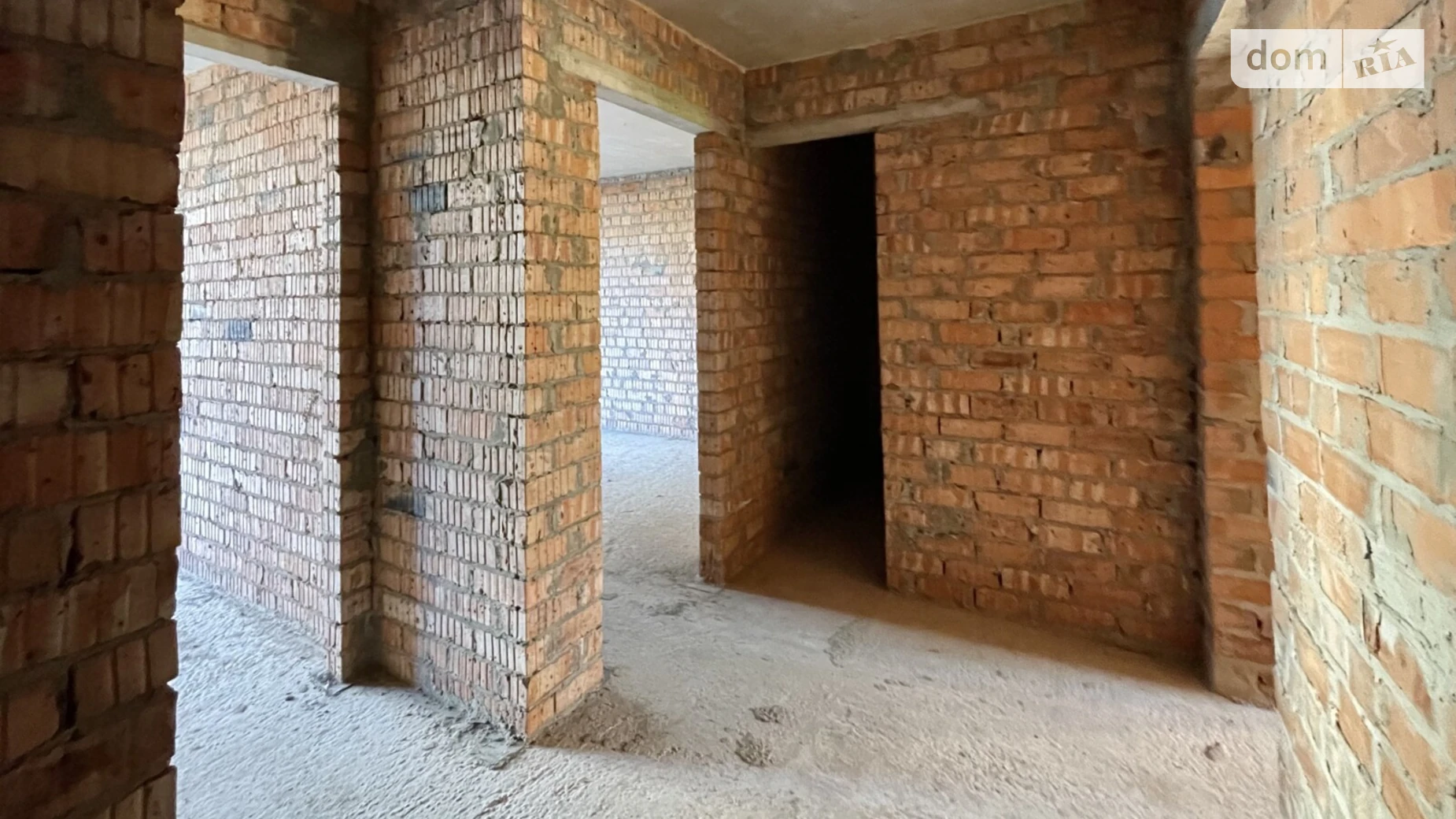 Продается 2-комнатная квартира 65 кв. м в Брюховичах, ул. Бурденко, 18В - фото 2