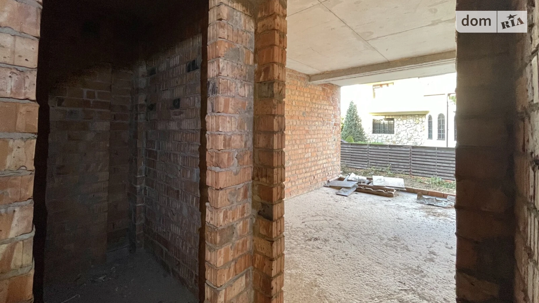 Продается 2-комнатная квартира 65 кв. м в Брюховичах, ул. Бурденко, 18В - фото 3