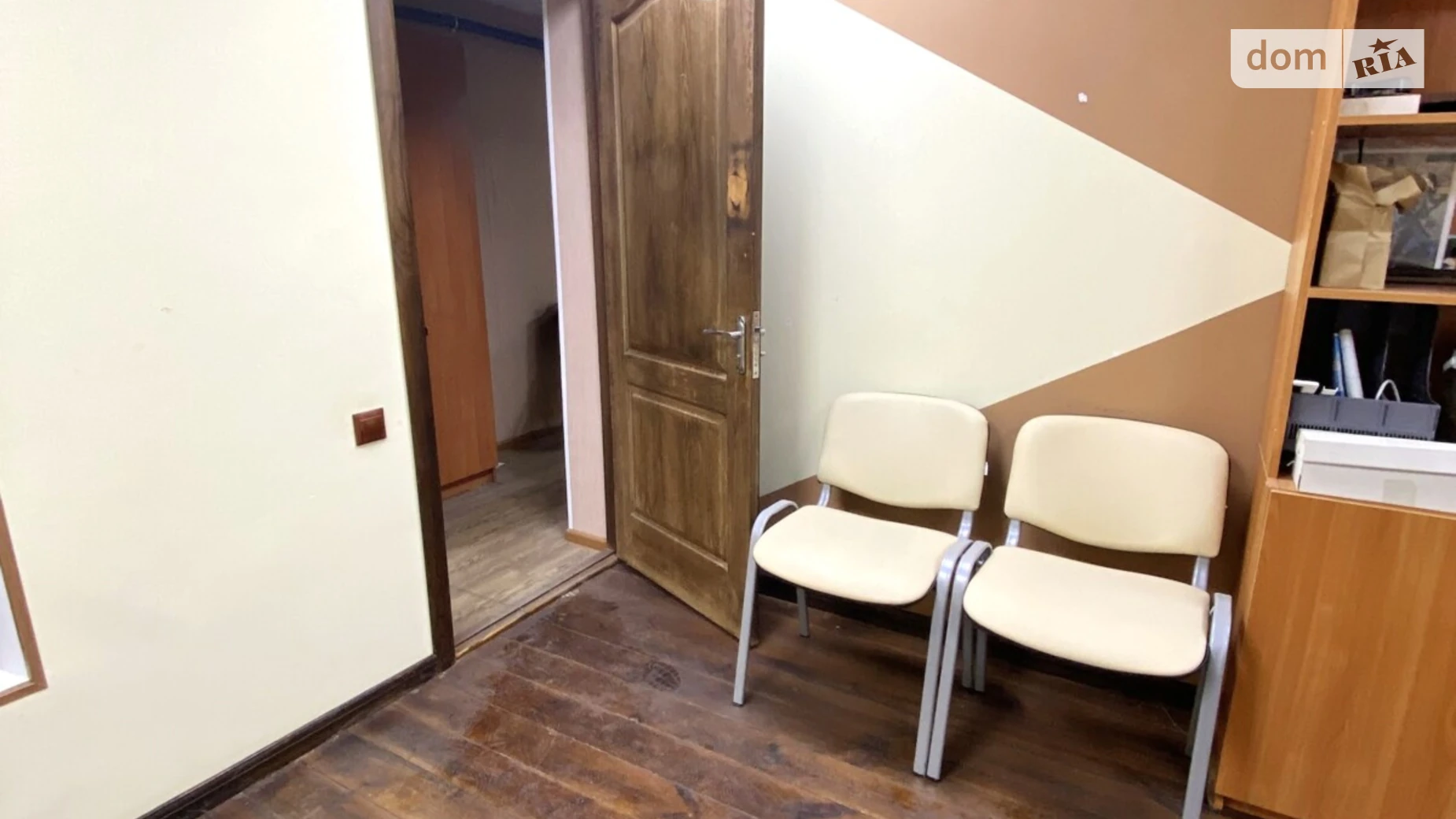 Продается офис 44 кв. м в бизнес-центре, цена: 16900 $ - фото 4