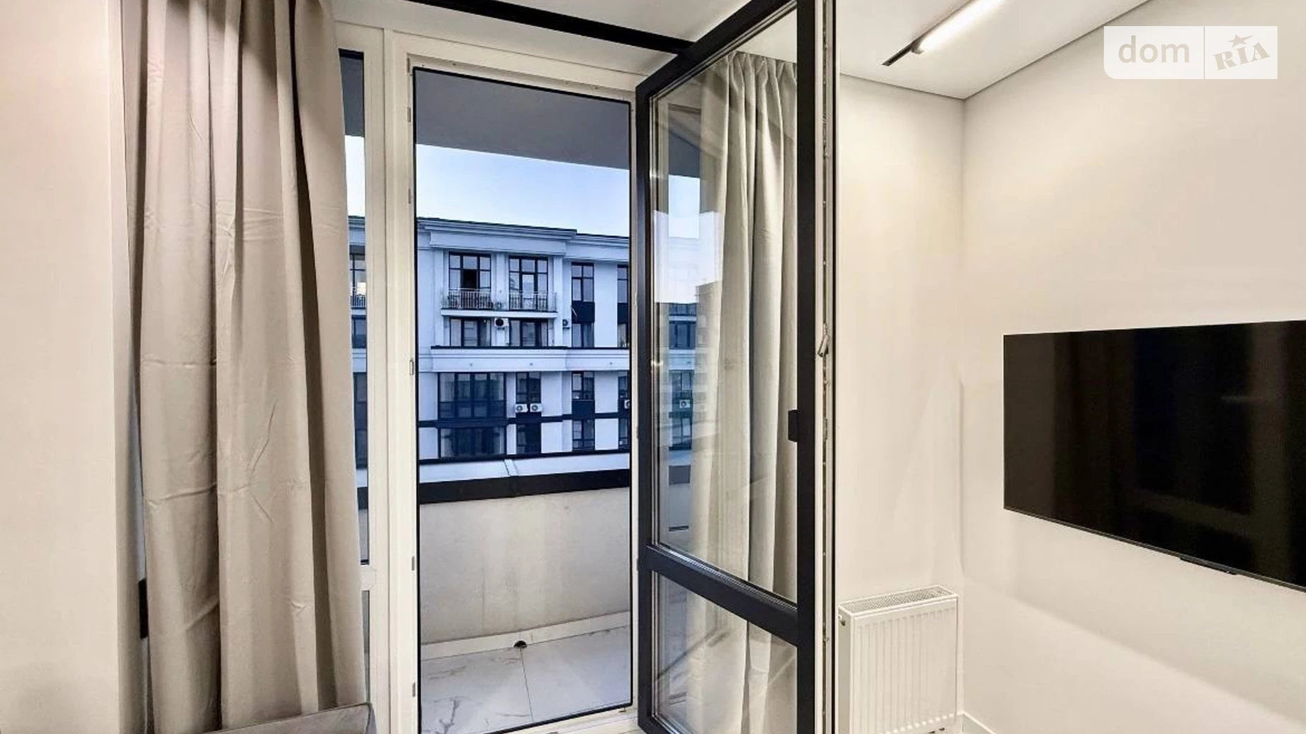 Продается 1-комнатная квартира 39 кв. м в Ирпене, ул. Университетская(Карла Маркса), 3/3 - фото 4