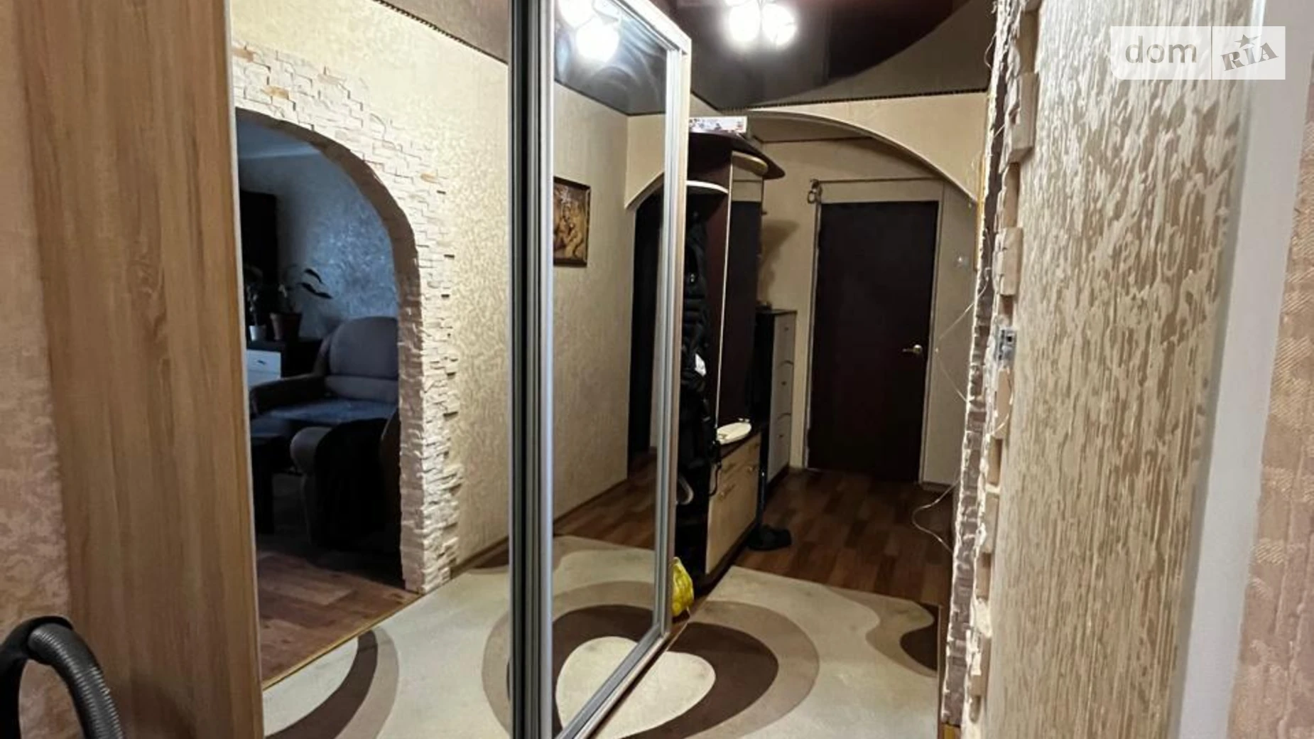 Продається 3-кімнатна квартира 64 кв. м у Олександрії, вул. Поштова(Першотравнева), 53 - фото 2