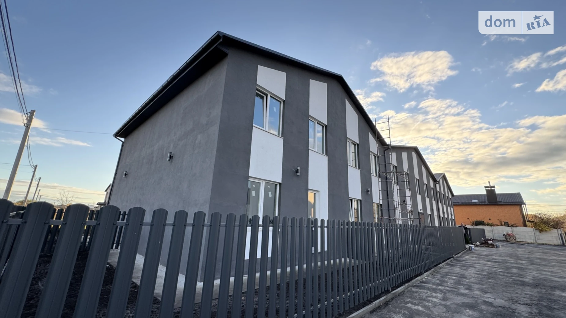 Продается 2-комнатная квартира 54 кв. м в, цена: 35100 $ - фото 4