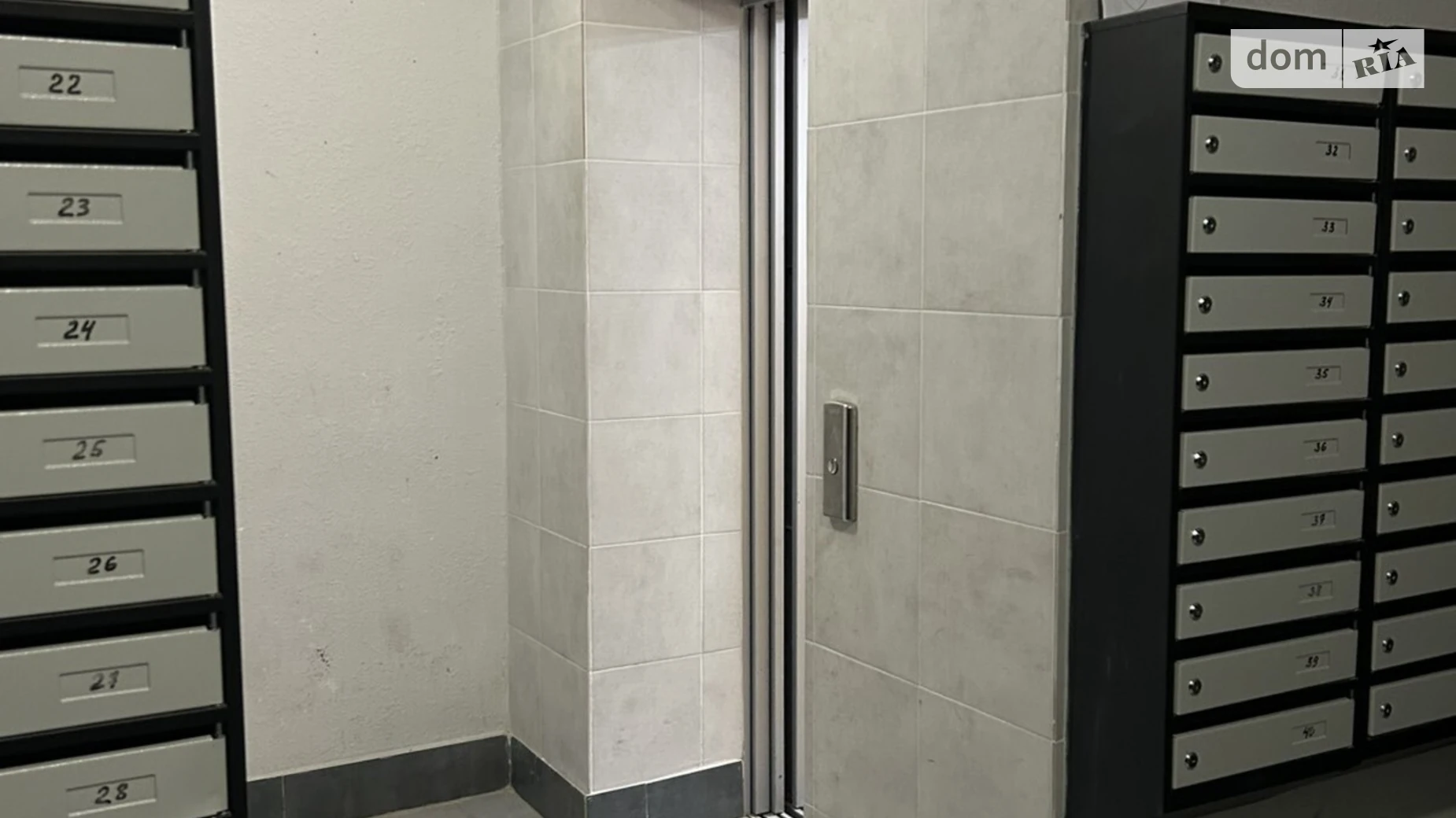 Продается 1-комнатная квартира 64 кв. м в Житомире, ул. Тетеревский Бульвар, 16 - фото 2