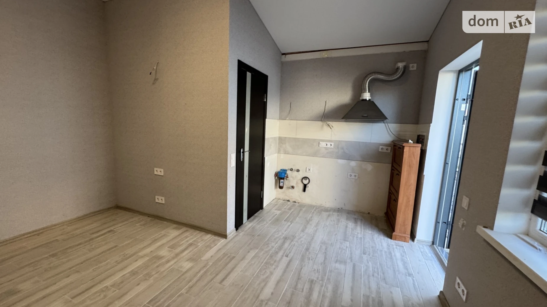 Продается 1-комнатная квартира 17.4 кв. м в, цена: 17000 $ - фото 2