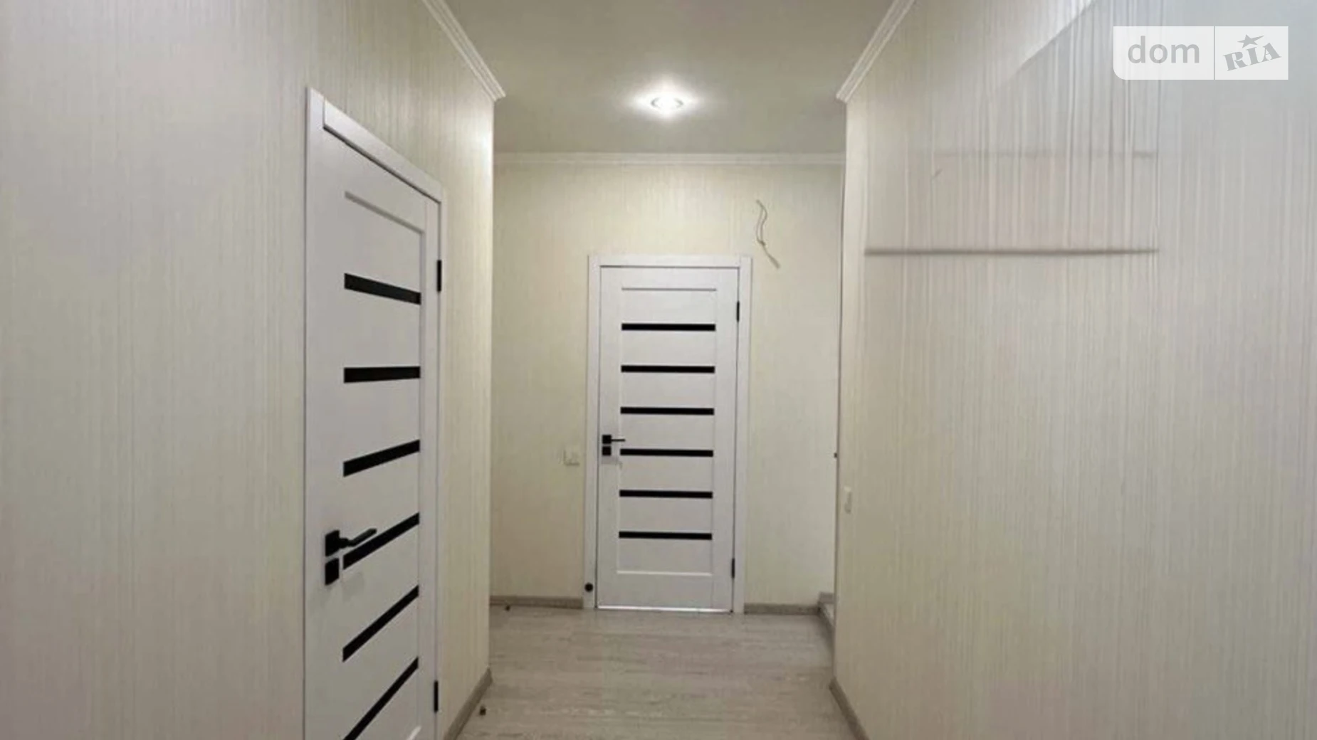 Продается одноэтажный дом 130 кв. м с камином, цена: 180000 $ - фото 3