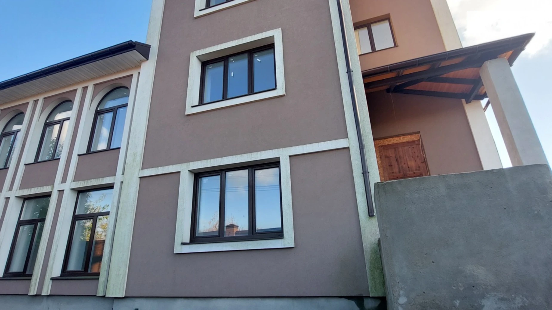 Продается дом на 3 этажа 527.76 кв. м с подвалом, цена: 800000 $ - фото 4