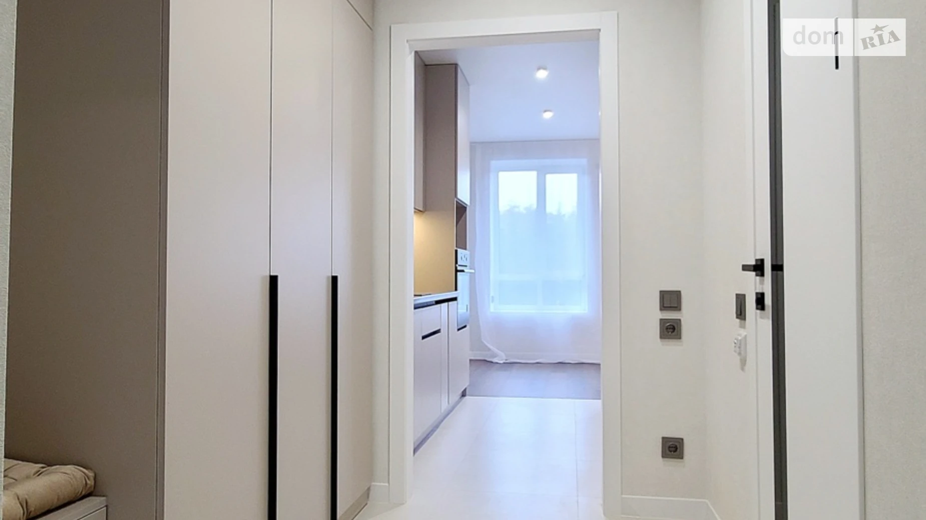 Продается 1-комнатная квартира 28 кв. м в Ирпене, ул. Соборная(ІІІ Интернационала) - фото 3