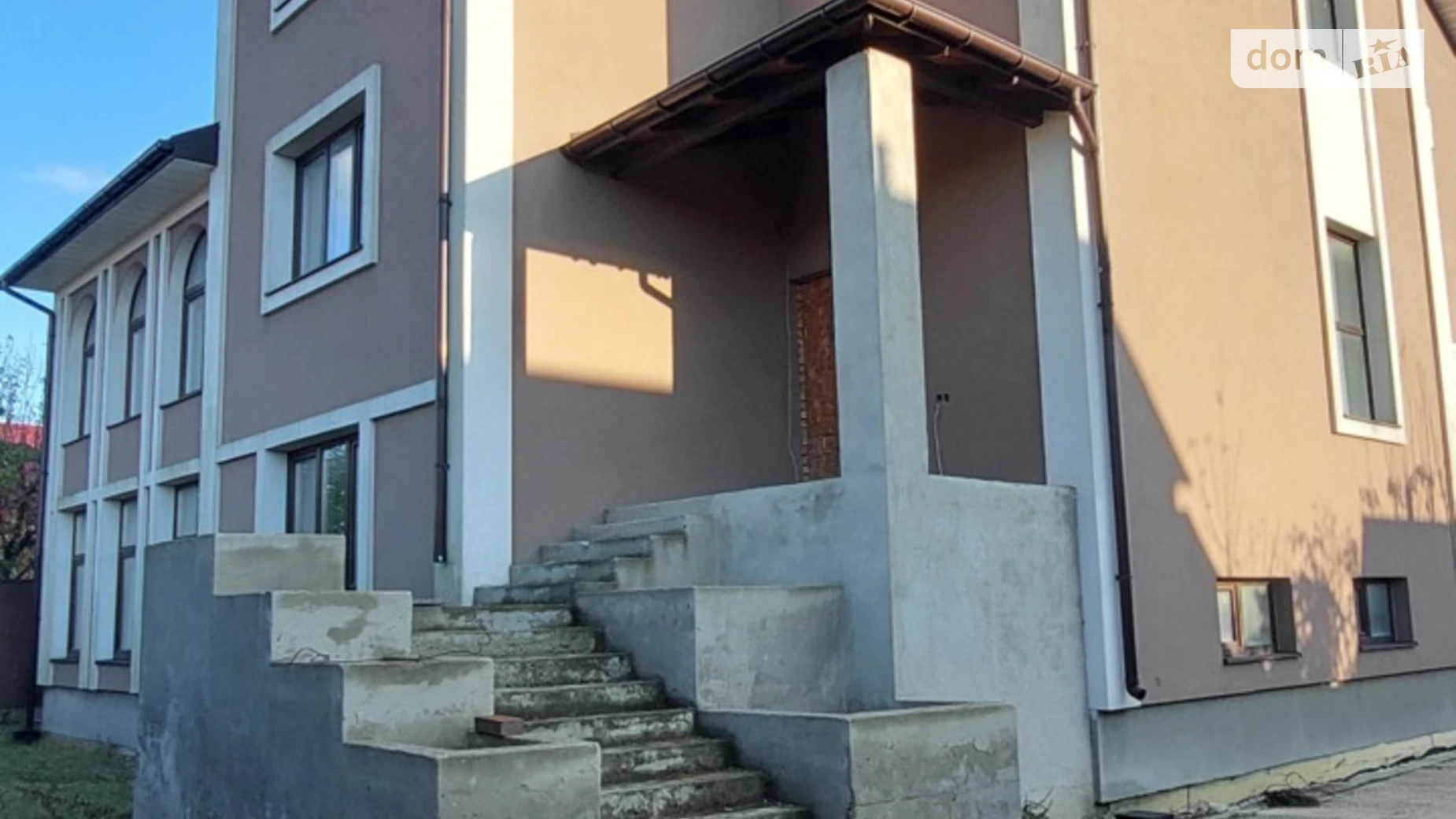 Продается дом на 3 этажа 527.76 кв. м с подвалом, цена: 800000 $ - фото 5