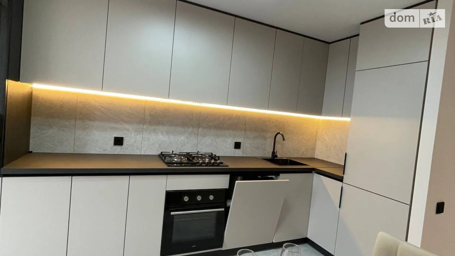 2-комнатная квартира 58.5 кв. м в Тернополе, ул. Галицкая - фото 5