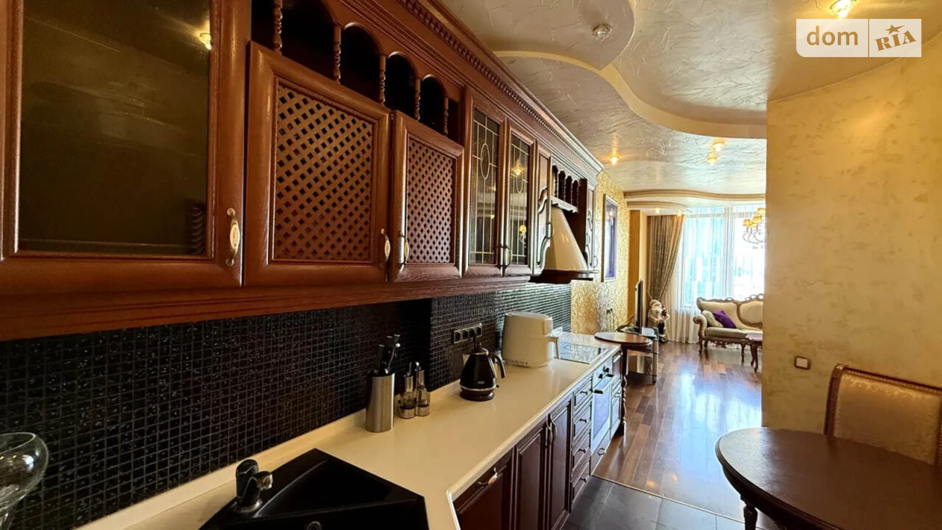 Продается 1-комнатная квартира 67 кв. м в Киеве, цена: 254000 $ - фото 5