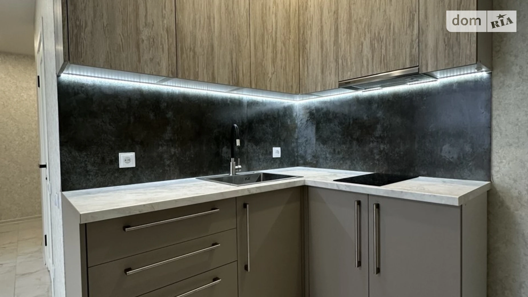 Продается 1-комнатная квартира 36 кв. м в Харькове, ул. Академика Барабашова, 10 - фото 3