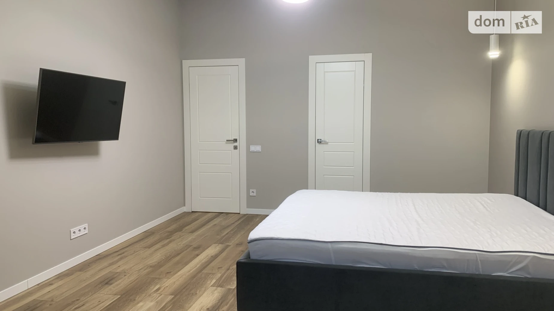 Продається 1-кімнатна квартира 55 кв. м у Києві, вул. Іоанна Павла II(Патріса Лумумби), 11 - фото 3