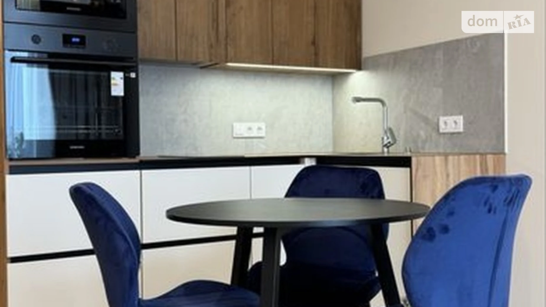 Продается 1-комнатная квартира 31.3 кв. м в Киеве, ул. Князя Романа Мстиславича(Генерала Жмаченко), 22А - фото 2