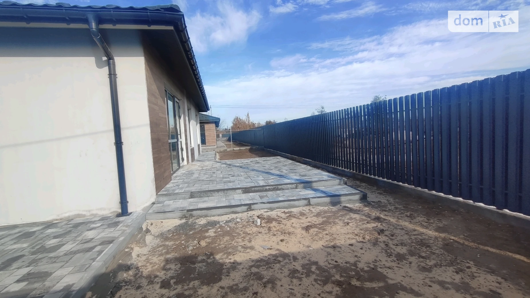 Продается одноэтажный дом 112 кв. м с беседкой, цена: 84000 $ - фото 2