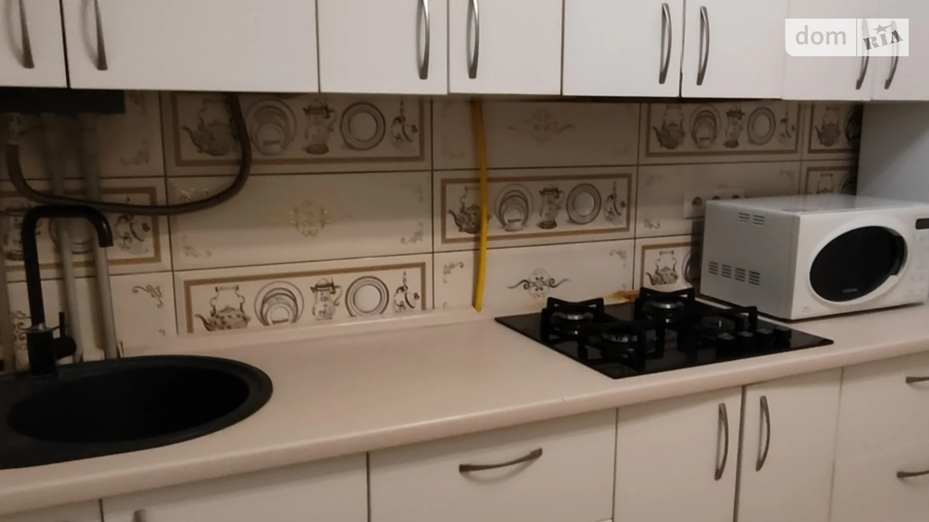 Продается 1-комнатная квартира 39 кв. м в Ирпене, ул. Николая Сингаевского(Новооскольская), 10В - фото 2