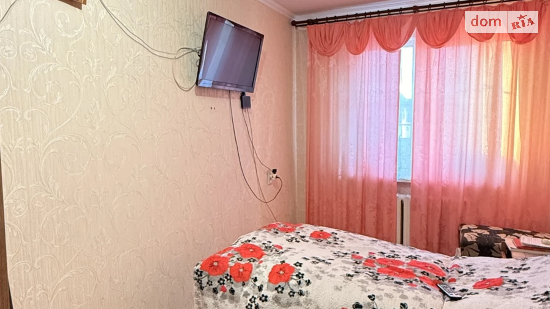 Продается 4-комнатная квартира 60.4 кв. м в Черкассах, ул. Соломенская(Толстого), 48 - фото 2