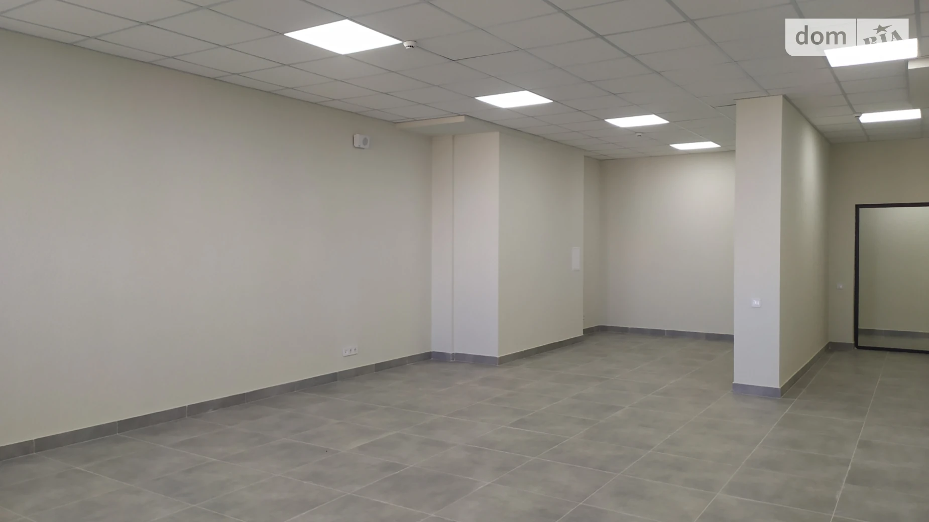 Сдается в аренду офис 64.2 кв. м в бизнес-центре, цена: 19260 грн - фото 3